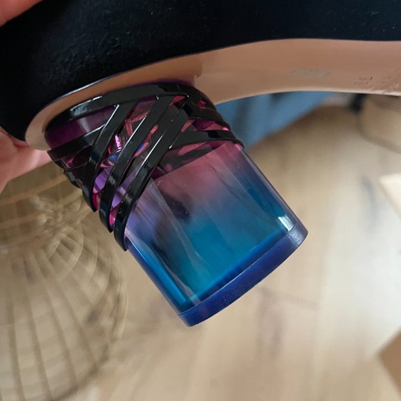 Nicholas Kirkwood Black Heels with Blue and Pink Details - Picture 7 of 8